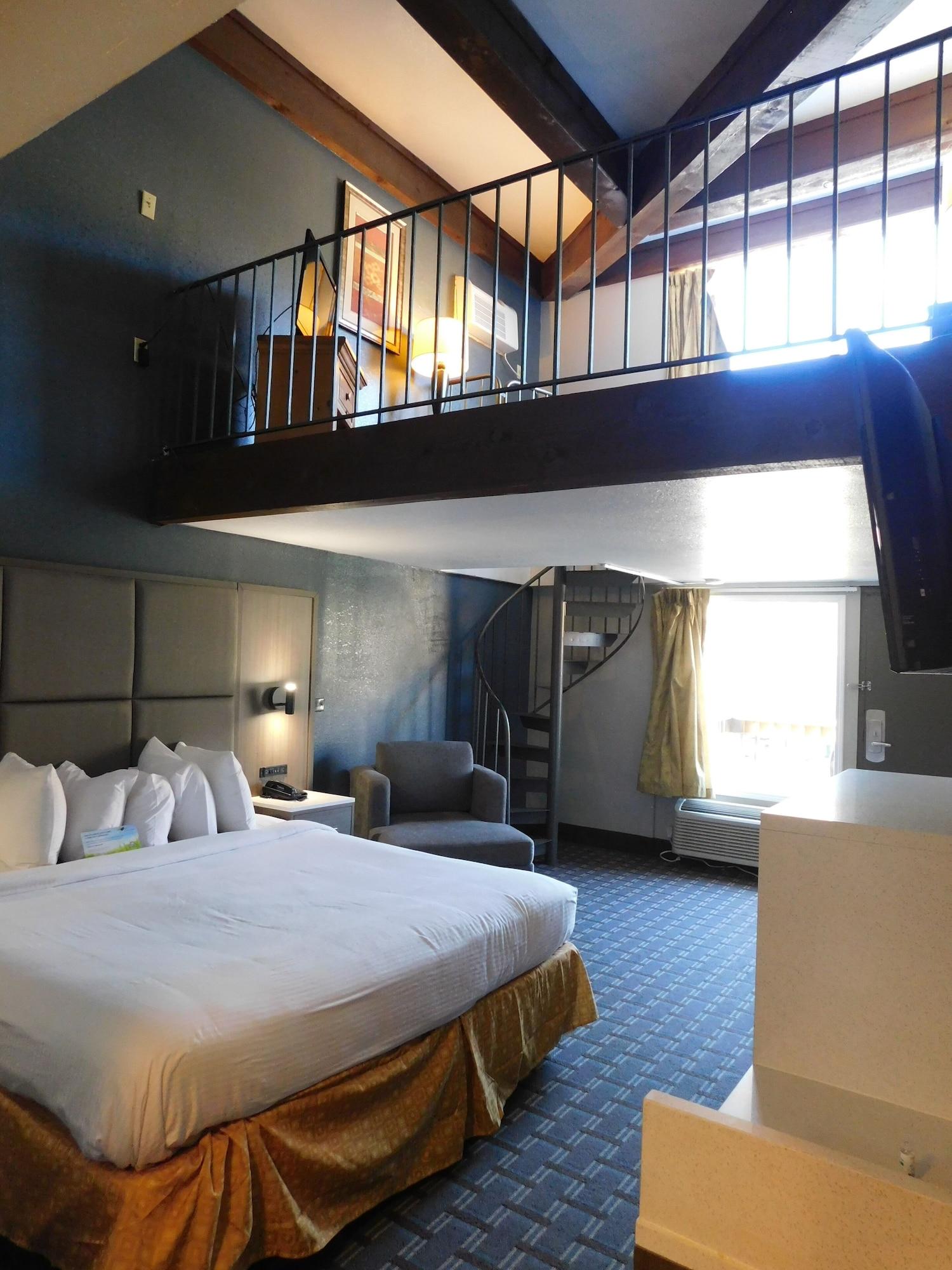 Days Inn & Suites By Wyndham Downtown Gatlinburg Parkway Екстериор снимка